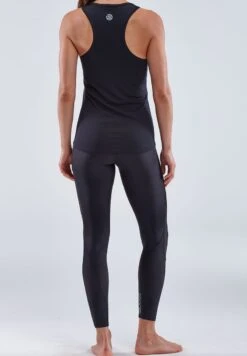 SKINS Top - Black -Skins 003abe73071b4282a930adaa14d48031