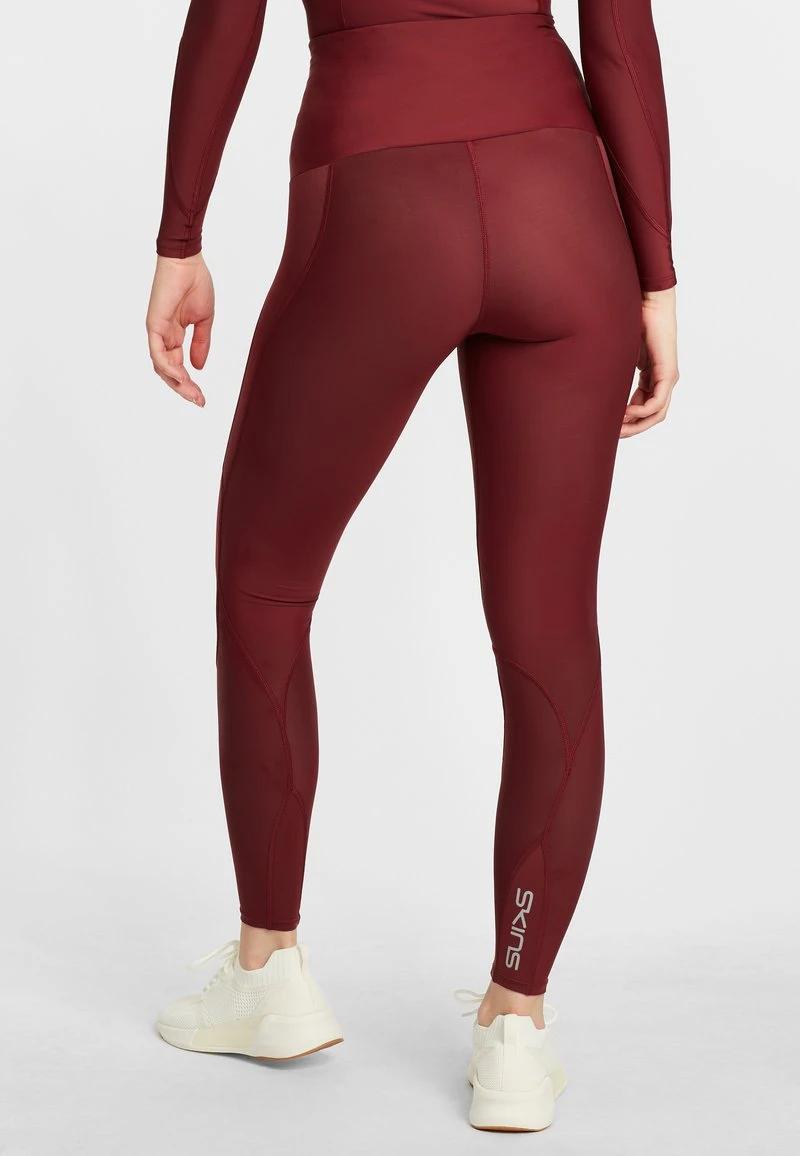 SKINS KOMPRESSIONSHOSE THERMAL LONG - Tights - Burgundy 3 SKINS KOMPRESSIONSHOSE THERMAL LONG - Tights - Burgundy – Bild 3