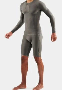 SKINS KOMPRESSIONSSHIRT S5 - Langarmshirt - Charcoal 10 SKINS KOMPRESSIONSSHIRT S5 - Langarmshirt - Charcoal -Skins 85740516e6254745b3d7a9ff4621100e