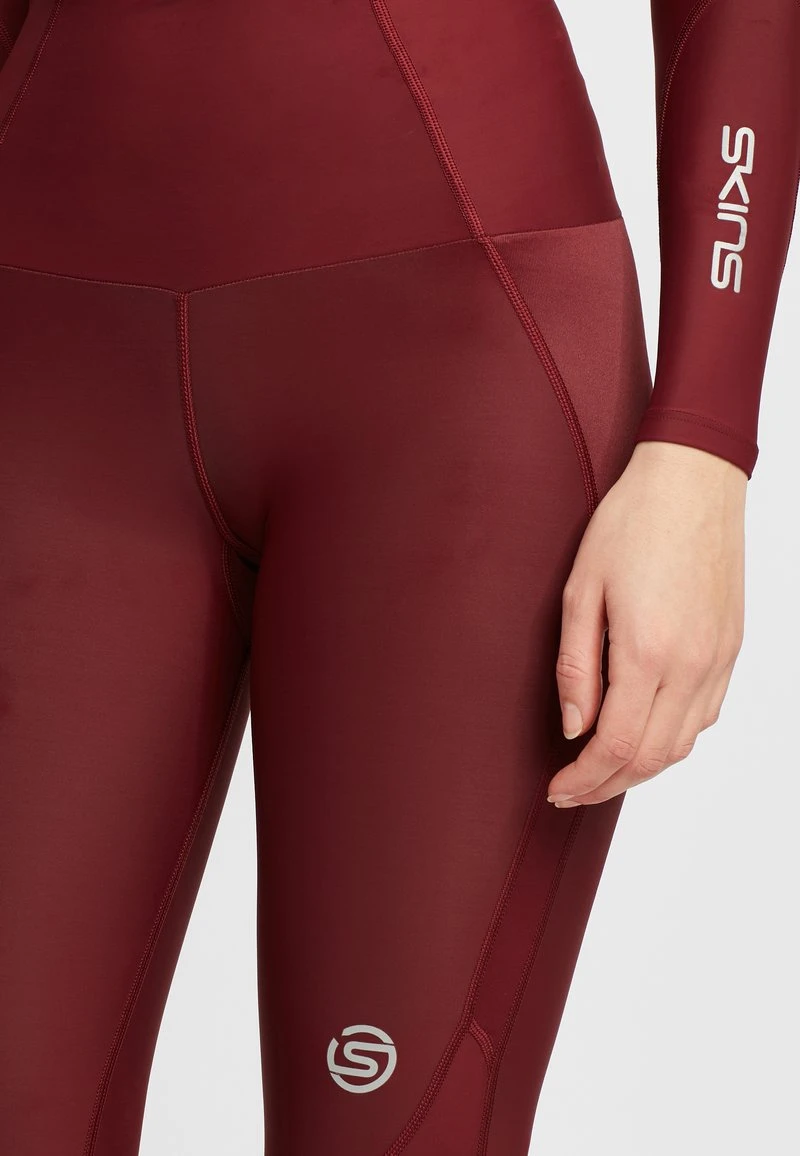 SKINS KOMPRESSIONSHOSE THERMAL LONG - Tights - Burgundy 4 SKINS KOMPRESSIONSHOSE THERMAL LONG - Tights - Burgundy – Bild 4