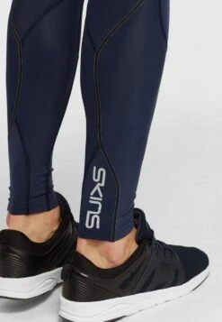SKINS Unterhose Lang - Navy Blue -Skins 9c05cdcf3bf444cbbdb55ddd5618bbca