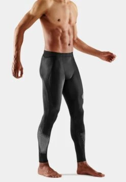 SKINS Unterhose Lang - Black Stars 10 SKINS Unterhose Lang - Black Stars -Skins de1f9ee7e9bc42c1bac02047b26d466f