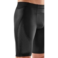 SKINS 3-Series Laufshorts 400 - Black/Stars 13 SKINS 3-Series Laufshorts 400 - Black/Stars -Skins skins compression 3 series halftights 400 black stars 3 1131316