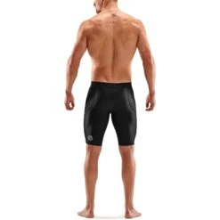 SKINS 3-Series Laufshorts 400 - Black/Stars 15 SKINS 3-Series Laufshorts 400 - Black/Stars -Skins skins compression 3 series halftights 400 black stars 5 1131318