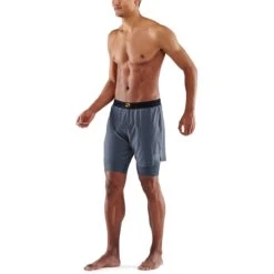 SKINS 3-Series Superpose Fitness-Hose 2-in-1 - Charcoal 13 SKINS 3-Series Superpose Fitness-Hose 2-in-1 - Charcoal -Skins skins compression 3 series superpose mens shorts charcoal 4 1067422
